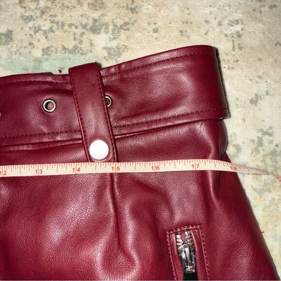 Avec Les Filles Red Mini Cargo Skirt - Picture 3 of 7